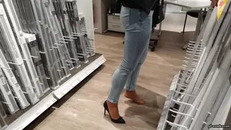 daily ways shoeplay in the furniture store wmv 1280 x 720