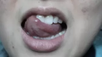 Aurora's Teeth Temptation