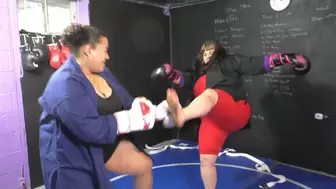 Lady Oyanka vs Veronica Vixen: Boxing in Gi's