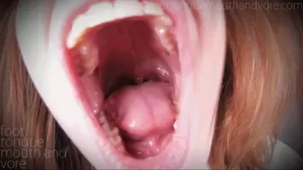 Schoolgirl Hannah's Huge Wide Yawns
