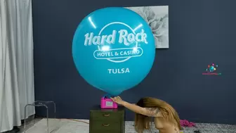 Cinthya Stretches Then Pops Hard Rock Balloons 4K (3840x2160)