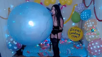 Kitten Blow Pops a 36-Inch, Exposes Breasts HD WMV (1920x1080)