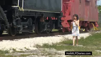 Dildo Fucking My Pussy Outside By The Train Tracks, Passengers And Engineers Are Gaping At Me (MP4HD)