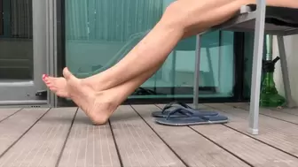 CROSSED FEET AT THE ANKLES RUBBING TOGETHER - MP4 HD