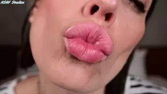 Zasha kissing POV - MOV