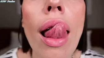 Zasha licking POV - MP4
