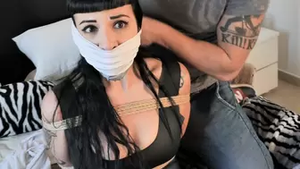 Kinky way to spend the day of miss Daphne Bauman-MP4