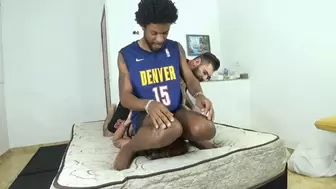 TWO BIG BASKETBALL PLAYERS FUCKING THE BITCH WITH POWERFULL FACE SITTING DOUBLE - BY DANIEL SANTIAGO AND JHONI - CLIP 2 IN FULL HD