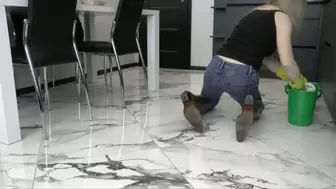 You mop the floor and fart a lot MP4 FULL HD 1080p