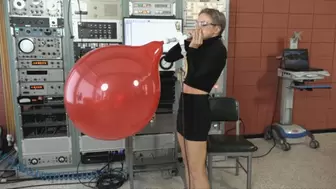 Lora Blows Single and Double-Stuffed BSA 17-inch Balloons to Bursting (MP4 - 1080p)