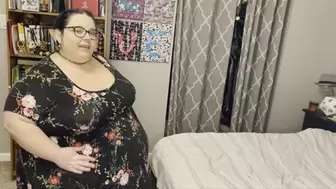 Celia Flaunts Her Fat Belly - MOV