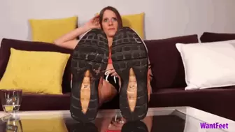 Sandra's Sneakers Removal HD