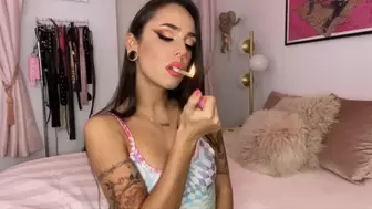 Smoking Tease in Pink Lipstick