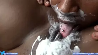 Emilia Likes Her Pussy Wet And Messy WMV