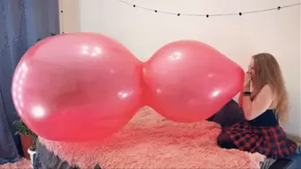 Mariette BTP's crystal pink Roomtex lloD balloon - 480p