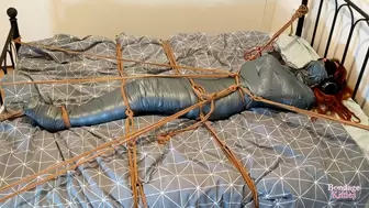 Girl mummified and restrained by 2 burglars - SPANISH (SUB ENGLISH) WMV, HD 720