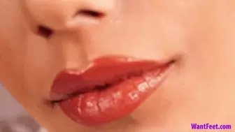 Red Lips Slave 4K
