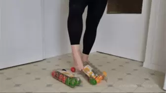 Sneaker-Girl Mila - Crushing some Easter Eggs