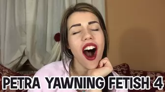 Petra yawning fetish 4 - Full HD