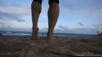 Standing Beach Flex Barefeet