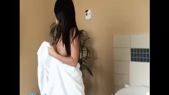 Shaylen 15 Minute Nude Hot Tub & Shower Video