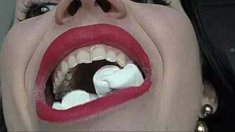 teeth dig in wm