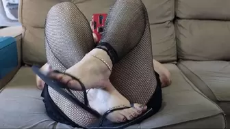Dolce Amaran teasing you with her soles and flip flop dangling - BBW - FLIP FLOP - DANGLING - WIGGLING TOES - BBW - FISHNET - SOLES- NO PANTIES