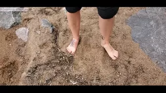 My Sexy Feet On The Beach MP4