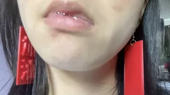 Aurora's Lips Spilling With Saliva