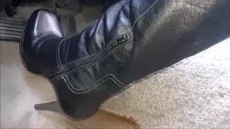 Emi black boots