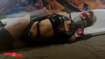 Bound, gagged and blinded! (1080p)