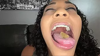 Sexy Vore Tease With Giantess Macy Divine & Nikki Brooks (HD 1080p MP4)
