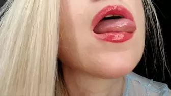 Shiny Powerful Lips
