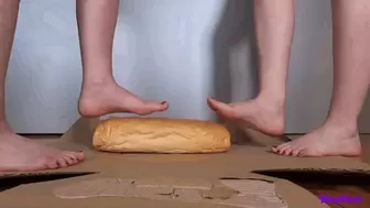 Stepping on Breads HD