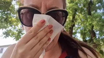 Sensational allergic sneezing avi