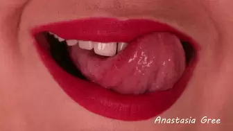 Passionate licking red lips - BBW mouth