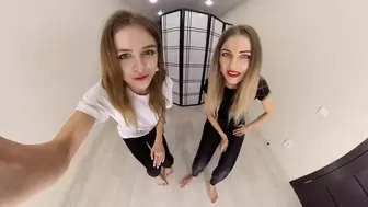 Ursula & Minni Love - crushed beneath bare feet VR 360 Full HD