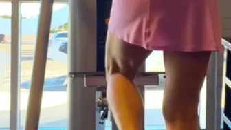 Toe Presses On The Pull Up Machine