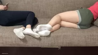 FEET IN WHITE DIRTY ANKLE SOCKS IGNORING YOU - MOV HD