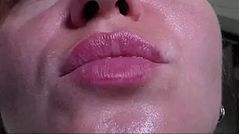 bite pinch lips miss