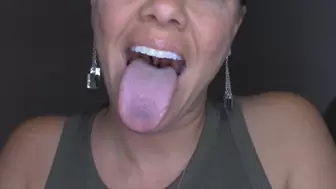 TongueTeaze