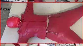 My amateur bondage, June, 23, 2022 : Spread-Eagle in red leather and bondage hood