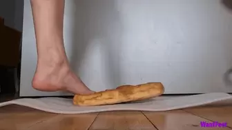 Loaf of Bread Crushing 4K