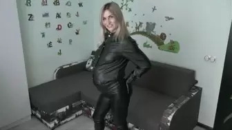 Pregnant ledy in leather MP4 FULL HD 1080p
