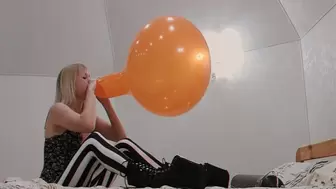 Alla makes a B2P balloon!!!