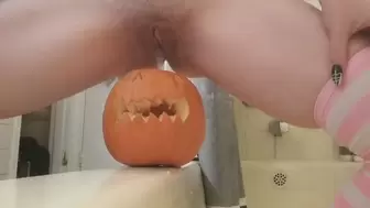 Peeing in a pumpkin