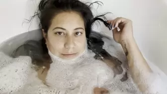 Nude Burping in the Bubble Bath