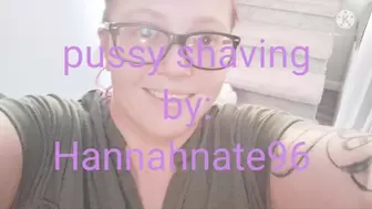 Shaving pussy 2022