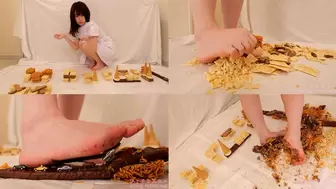 Mai Kagari - Giantess Cute girl Destroying the city of sweets with bare feet part1 gia-103-1 - wmv