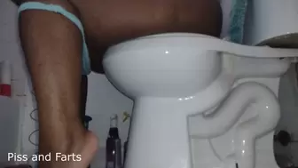 I Think I Ate Something Bad And Now I'm Stuck On The Toilet (MP4)